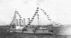 31.jpg: «Адмирал Макаров» на Кронштадтском рейде, 1913 г. Салют в честь открытия памятника адмиралу С.О.Макарову.
