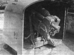 03.jpg: Орудие с эсминца «Бойкий», установленное на Малаховом кургане в Севастополе.