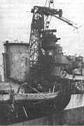 38.jpg: «Тартар» после ночного боя 9 июня 1944 г. На этом корабле был поврежден главный паропровод и снесена мачта. Ремонт эсминца продолжался до начала июля
