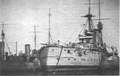 39.jpg: «Коммонвелф» на приколе в Портсмуте после исключения из списков флота, 1921 г.