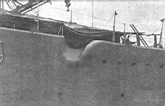 08.jpg: Якорный клюз «Шарнхорста» после переделки  носовой  части корпуса, лето 1939 г.
