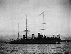 01.jpg: Крейсер 2-го ранга <Жемчуг> на Кронштадском рейде, 1904 г.