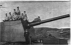 24.jpg: 152/50-мм пушка в башенной установке для амурских мониторов типа «Шквал».